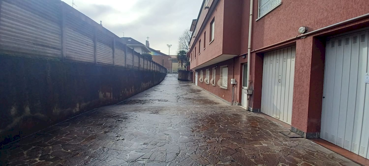 vista - Box Piemonte
 
14, Cesano Maderno - photo 1