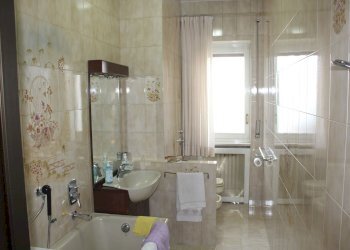 bagno - Appartamento Cesare Battisti
 
75, Paderno Dugnano - foto 16