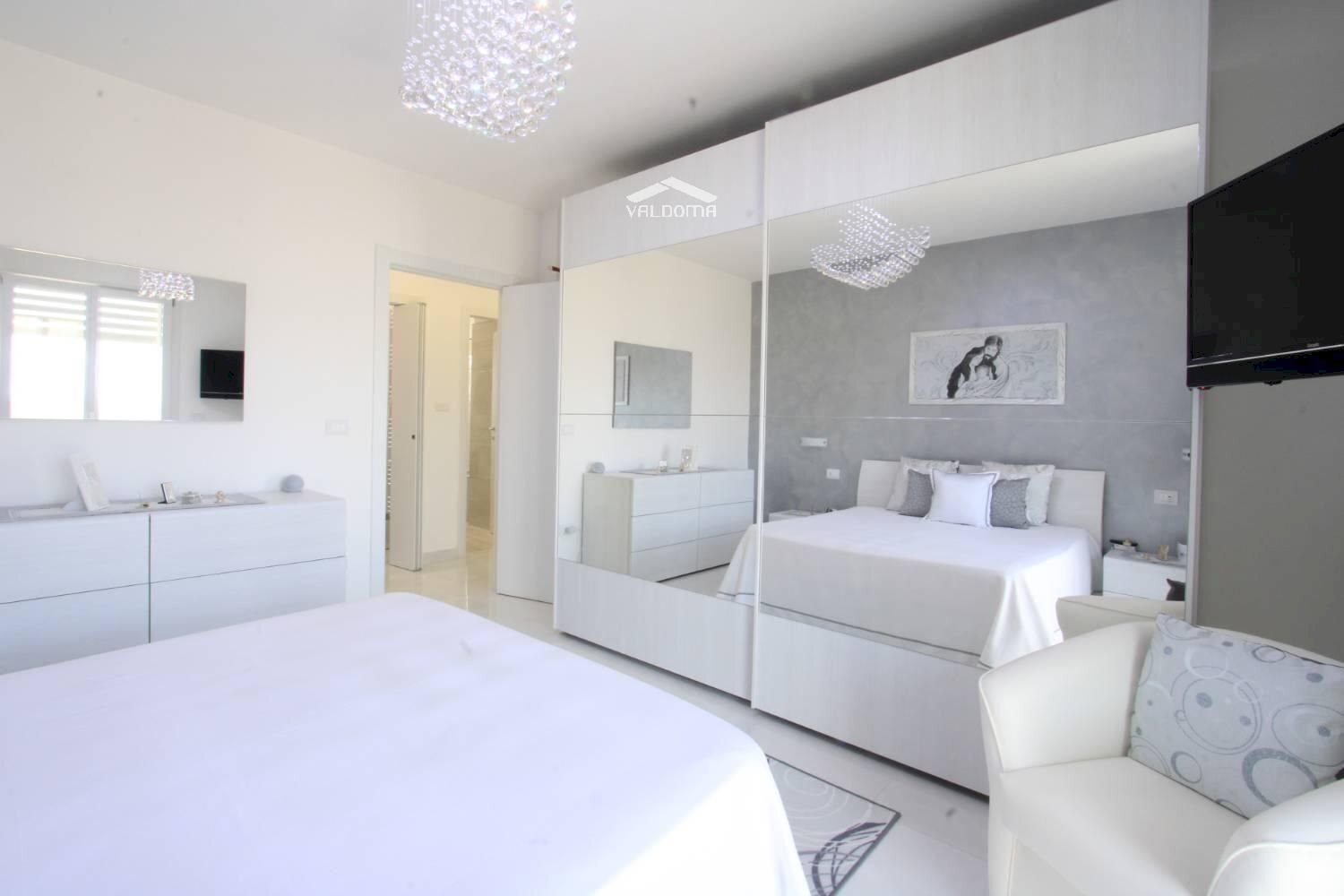 camera da letto - Appartamento via Montelungo
 
1, Ugento - foto 1