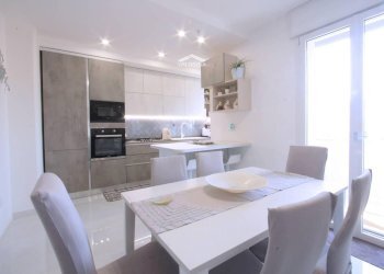 cucina - Appartamento via Montelungo
 
1, Ugento - foto 2