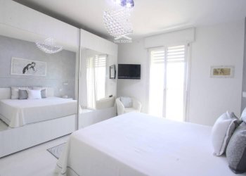 camera da letto - Appartamento via Montelungo
 
1, Ugento - foto 4