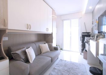 camera da letto - Appartamento via Montelungo
 
1, Ugento - foto 21