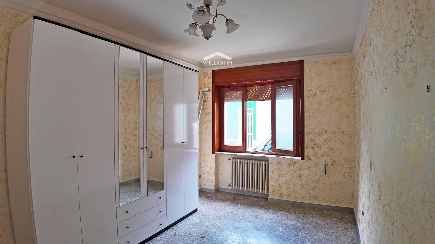 camera da letto - Casa indipendente via IV Novembre
 
42, Trepuzzi - foto 1