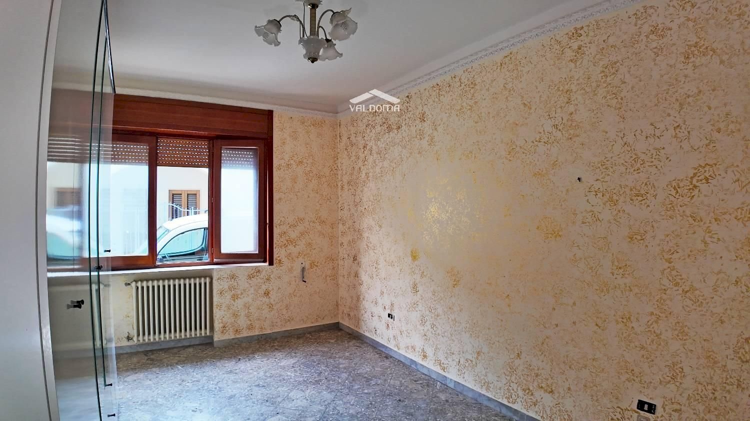 camera da letto - Casa indipendente via IV Novembre
 
42, Trepuzzi - foto 3