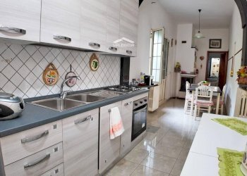 cucina - Casa indipendente Solferino
 
47, Patù - foto 4