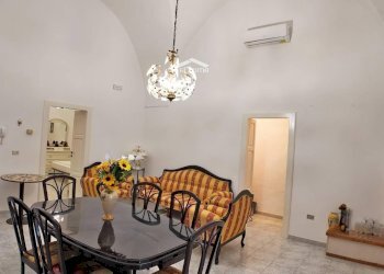 soggiorno - Casa indipendente Solferino
 
47, Patù - foto 7