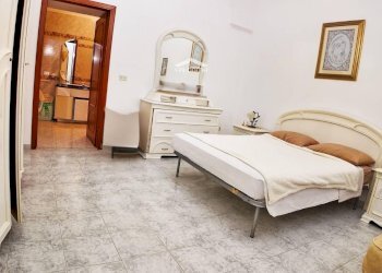 camera da letto - Casa indipendente Solferino
 
47, Patù - foto 12