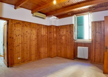 camera da letto - Casa semi indipendente via Vittorio Emanuele II
 
2, Zollino - foto 5