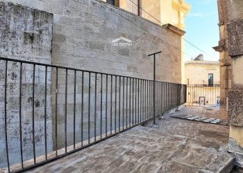 circondario - Casa semi indipendente via Vittorio Emanuele II
 
2, Zollino - foto 24