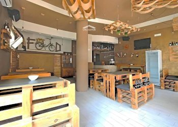 soggiorno - Locale Commerciale Veneto
 
7, Melendugno - foto 3