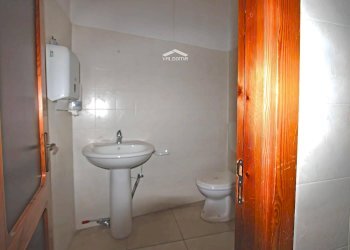 bagno - Locale Commerciale Veneto
 
7, Melendugno - foto 9