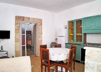 soggiorno - Independent house Via Giuseppina Scarciglia
 
36, Minervino di Lecce - photo 2