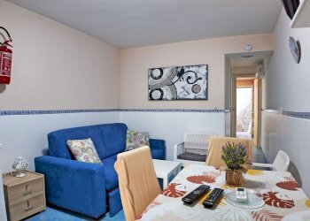 soggiorno - Four-room apartment Litoranea Amerigo Vespucci
 
40, Salve - photo 3