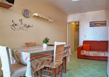 soggiorno - Four-room apartment Litoranea Amerigo Vespucci
 
40, Salve - photo 20