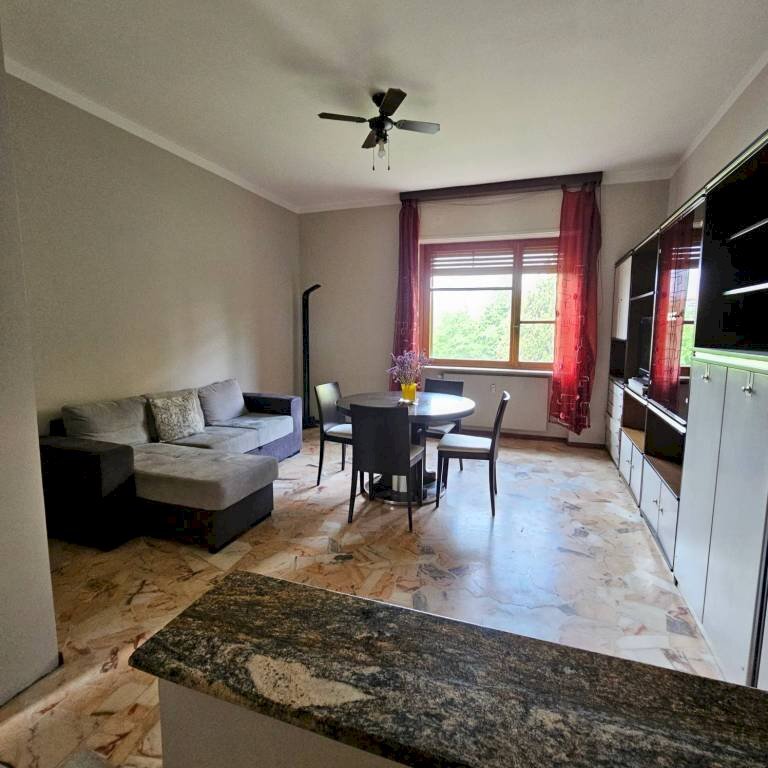 Soggiorno - Trilocale via Giuseppe Di Vittorio, 10, Asti - foto 2