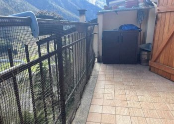 Cortile interno - Monolocale via Pontechianale, 68, Casteldelfino - foto 12