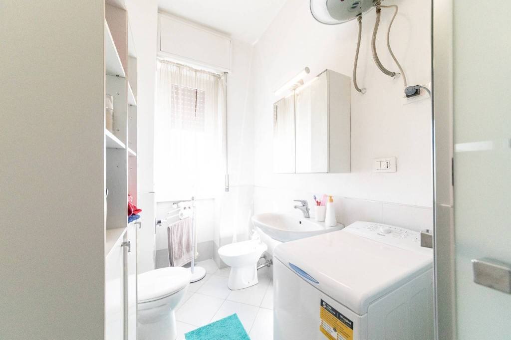 Bagno - One-room apartment viale Carlo Espinasse, 104, Milano (neighborhood Villapizzone) - photo 3