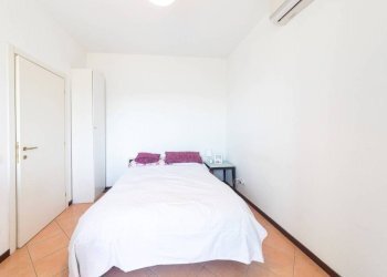 Camera da letto - Appartamento viale Carlo Espinasse, 104, Milano (zona Villapizzone) - foto 7