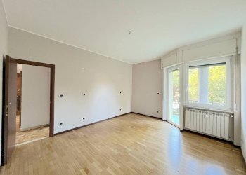 Camera da letto - Quadrilocale via Giuseppe Mendozza, 4A, Genova (zona Quarto) - foto 3