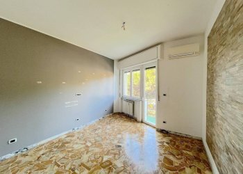 Camera da letto - Quadrilocale via Giuseppe Mendozza, 4A, Genova (zona Quarto) - foto 7