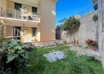 Giardino - Quadrilocale via Giuseppe Mendozza, 4A, Genova (zona Quarto) - foto 22