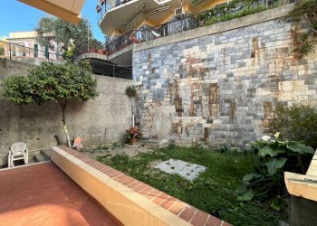 Giardino - Quadrilocale via Giuseppe Mendozza, 4A, Genova (zona Quarto) - foto 25