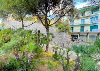 Facciata - Quadrilocale via Giuseppe Mendozza, 4A, Genova (zona Quarto) - foto 29