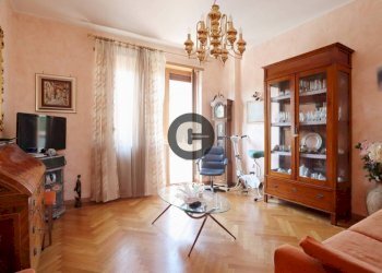 Soggiorno - Trilocale via Candia, 21, Torino (zona Barriera Milano) - foto 1