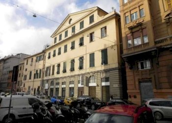 Facciata - Appartamento all'asta via San Pier d'Arena, 35, Genova (zona Sampierdarena) - foto 1