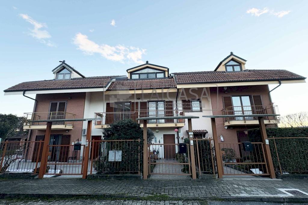 Facciata - Terraced Villa via Caporal Cattaneo, 100, Favria - photo 2