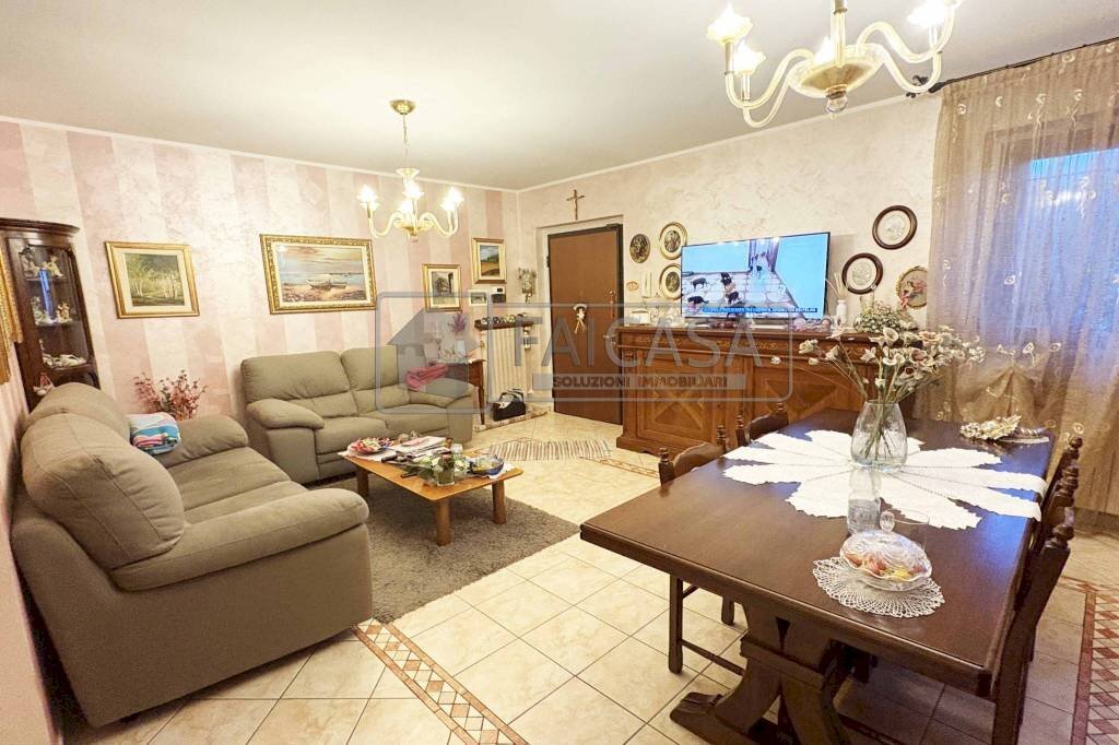 Salone - Terraced Villa via Caporal Cattaneo, 100, Favria - photo 3