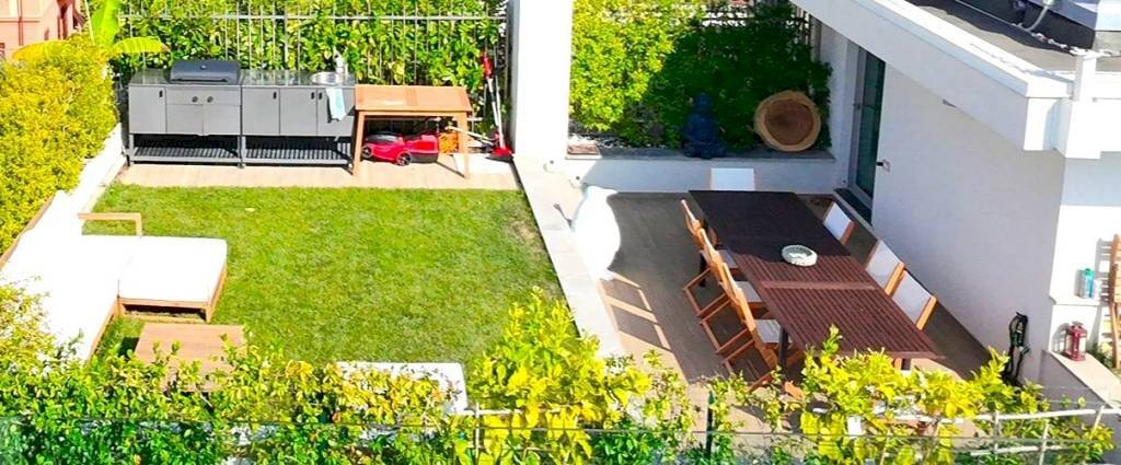 Giardino - Attico via Arnaldo da Brescia, 40, Genova (zona Quarto) - foto 3