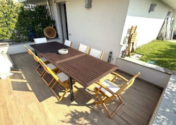 Terrazzo - Attic via Arnaldo da Brescia, 40, Genova (neighborhood Quarto) - photo 5