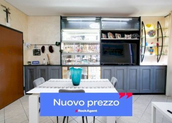 Salone - Trilocale via Lino Liviabella, 99, Roma - foto 1