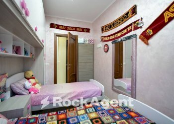 Camera da letto - Trilocale via Lino Liviabella, 99, Roma - foto 14