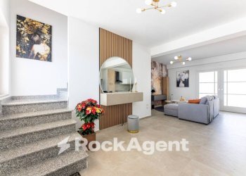 Salone - Villa a Schiera via Giuseppe Di Mario, Furnari - foto 1