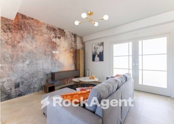 Salone - Villa a Schiera via Giuseppe Di Mario, Furnari - foto 9