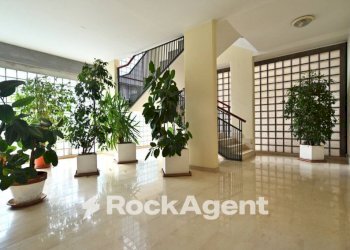 Interno palazzo - Appartamento largo Valerio Bacigalupo, 32, Roma - foto 6