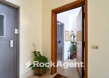 Interno palazzo - Appartamento largo Valerio Bacigalupo, 32, Roma - foto 7