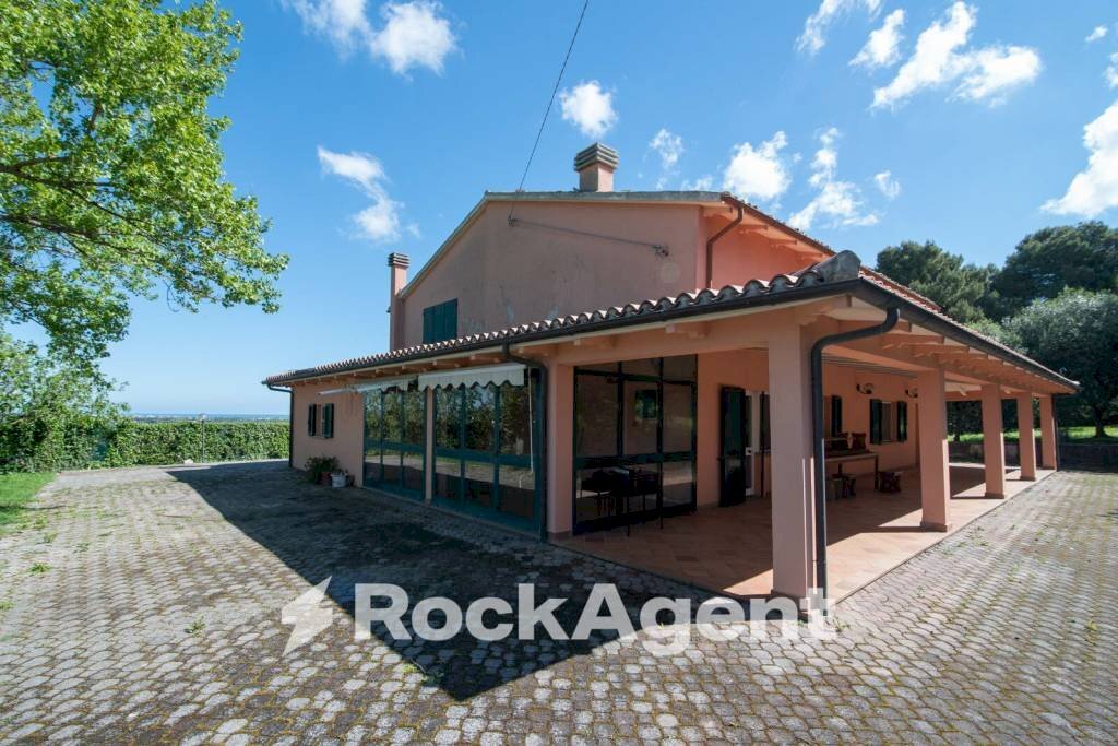 Facciata - Rustico strada delle Caminate, 58, Fano - foto 2