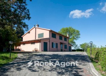 Facciata - Rustico strada delle Caminate, 58, Fano - foto 10