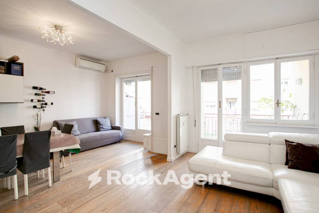 Salone - Quadrilocale via Collalto Sabino, 72, Roma - foto 1