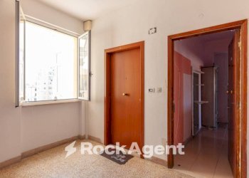 Ingresso - Trilocale via Jacopo Sgarallino, 46, Livorno - foto 12