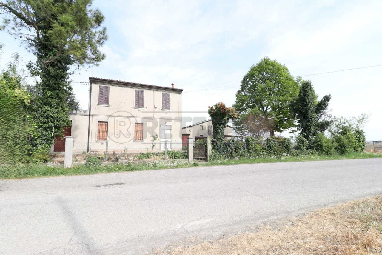 2_Esterno.jpg - Villa a Schiera Bondeno - foto 2