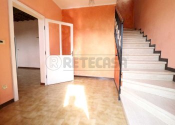 4_Ingresso.jpg - Villa a Schiera Bondeno - foto 4