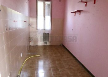 7_Cucina (2).jpg - Villa a Schiera Bondeno - foto 7