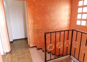 9_Disimpegno.jpg - Villa a Schiera Bondeno - foto 9