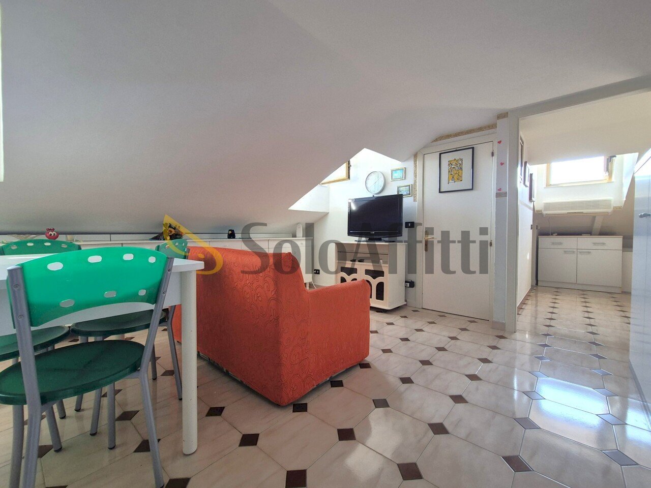 20260420_101221.jpg - Mansarda Viale Crotone 166/B, Catanzaro - foto 1