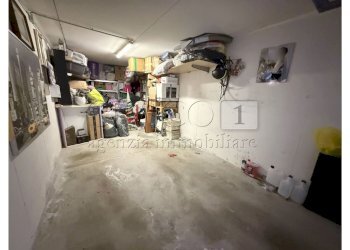 30.jpg - Three-room apartment Via Giuseppe Garibaldi 60, Gazzo - photo 25