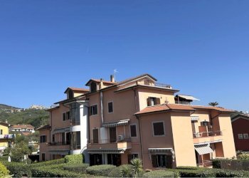 st2.jpg - Appartamento Santo Stefano di Magra - foto 3